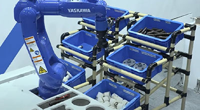 ハンドリングロボット